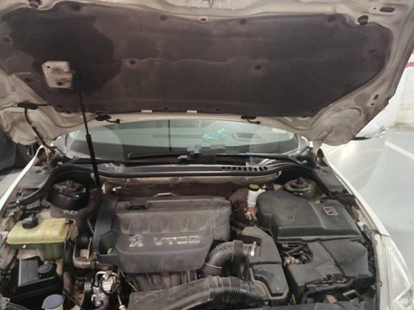 [南京·苏A] 二手标致标致5082011款 2.3L 自动旗舰版