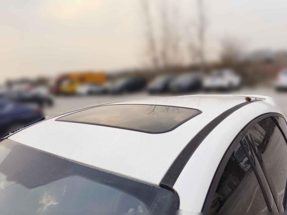 [上海·皖P] 二手福特福克斯2012款 两厢 2.0L 自动豪华运动型