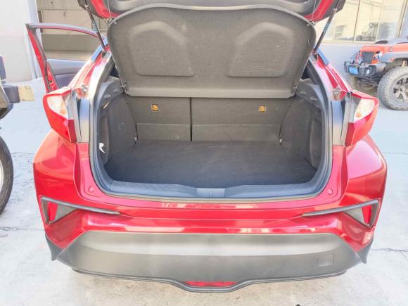 [上海·沪F] 二手丰田丰田C-HR2018款 2.0L 领先版 国VI