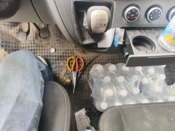 [苏州·苏U] 二手上汽大通MAXUS新途V802019款 2.5T经典款6挡手动傲运通短轴中顶5/6座