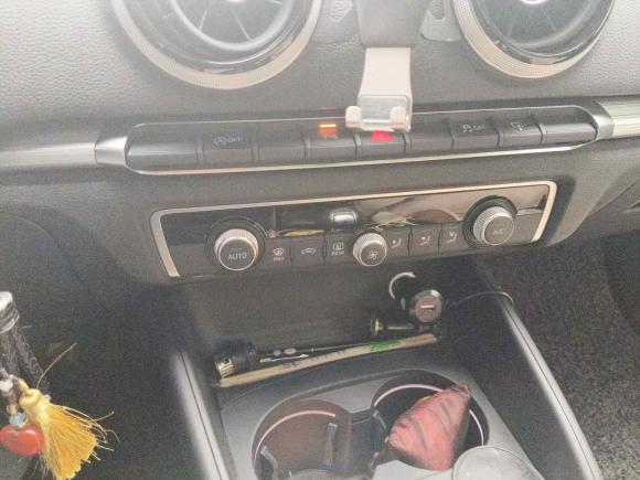 [金华·浙G] 二手奥迪奥迪A32016款 Limousine 35 TFSI 风尚型