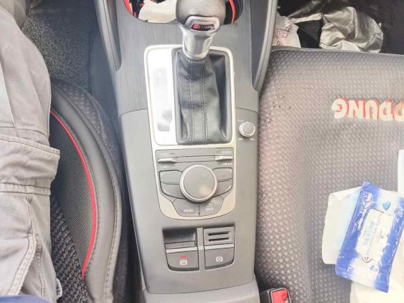 [上海·沪B] 二手奥迪奥迪A32014款 Sportback 35 TFSI 自动时尚型