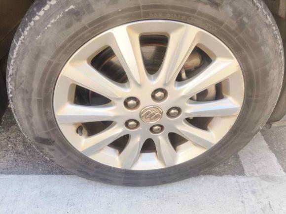 [深圳·粤B] 二手别克别克GL82013款 3.0L XT豪华商务旗舰版