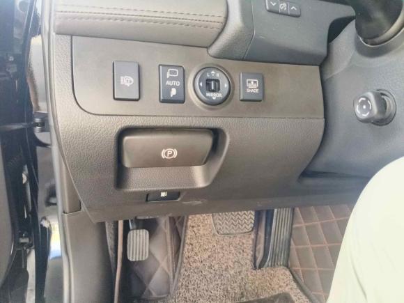 [武汉·鄂A] 二手丰田皇冠2012款 2.5L Royal Saloon尊贵版