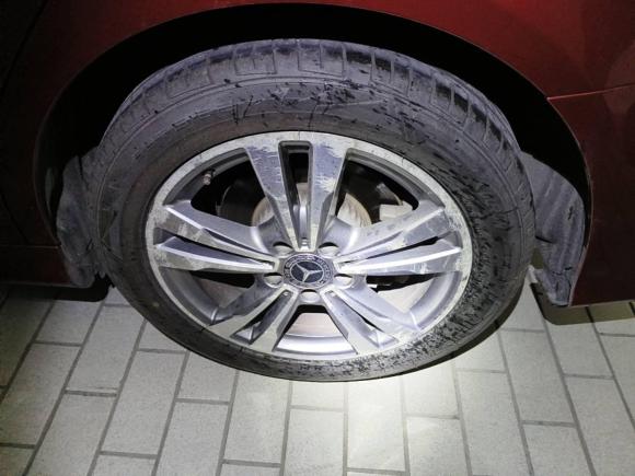 [青岛·鲁B] 二手奔驰奔驰C级2017款 改款 C 200 L 运动版