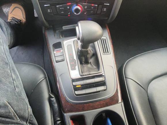 [南通·苏D] 二手奥迪奥迪A4L2013款 35 TFSI 自动标准型