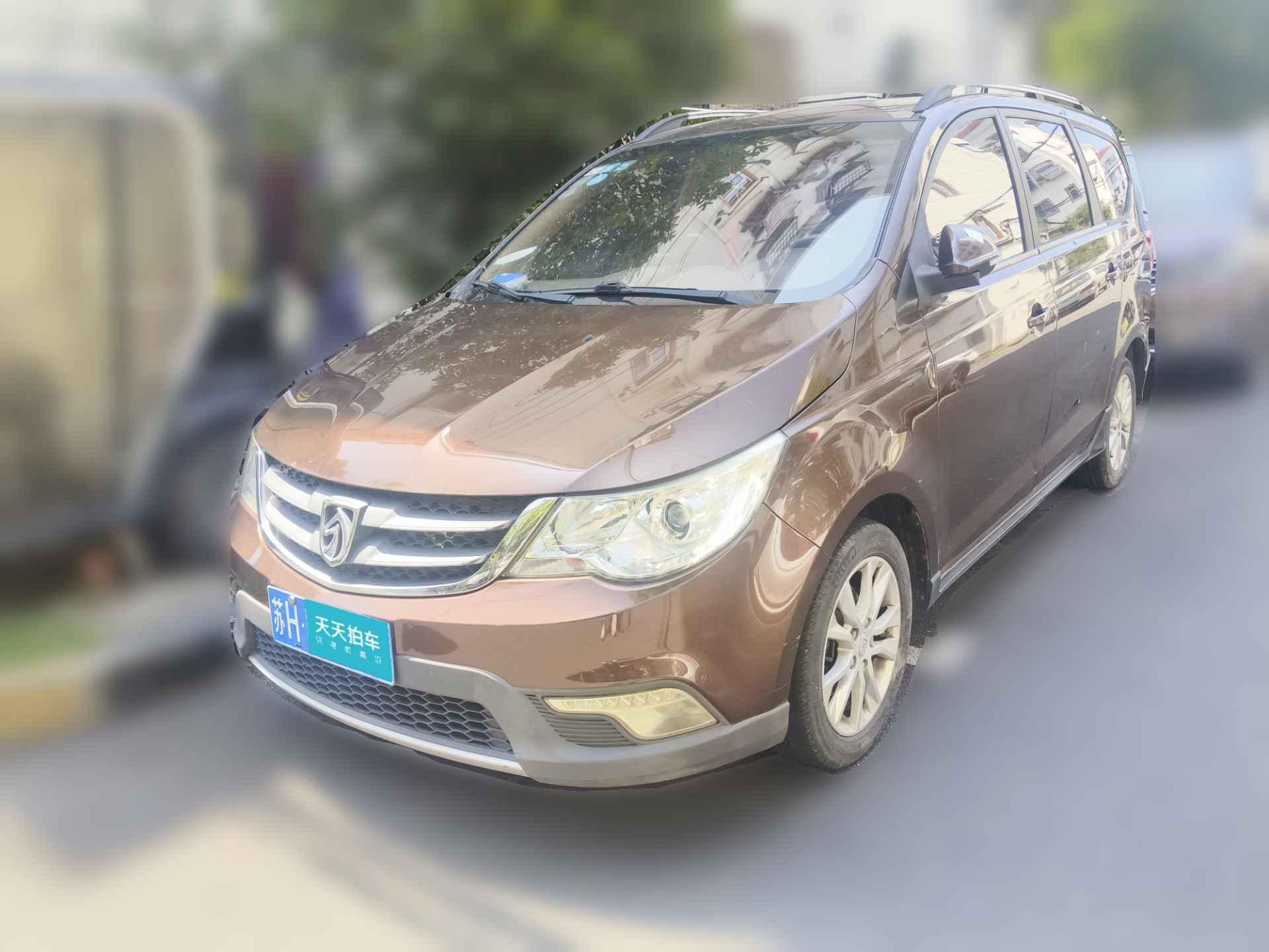 [上海·苏H] 宝骏宝骏7302014款 1.5L 手动标准型 7座