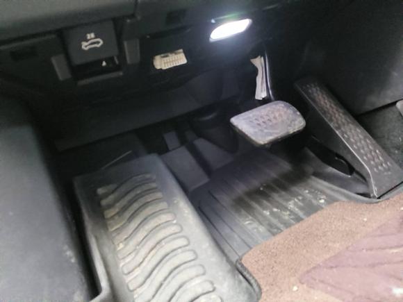 [杭州·浙D] 二手红旗红旗HS32023款 1.5T 两驱善为版