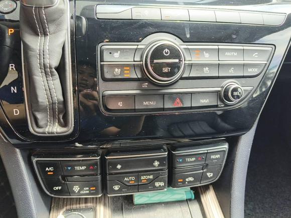 [广州·粤A] 二手广汽传祺传祺M82019款 320T 至尊版