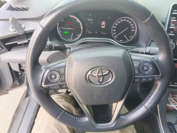 [广州·粤A] 二手丰田亚洲龙2019款 双擎 2.5L 豪华版 国V