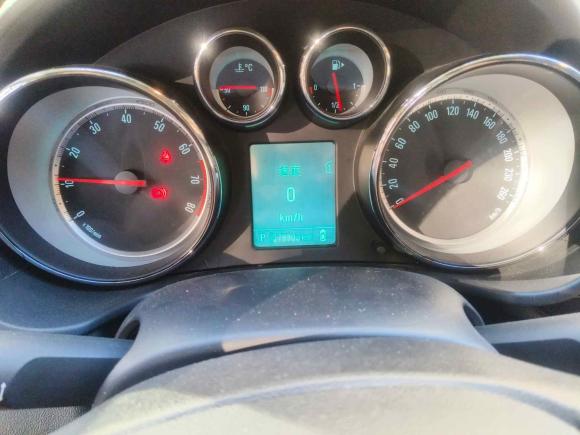 [青岛·鲁B] 二手别克君威2015款 1.6T 领先技术型