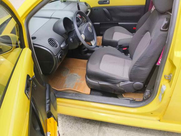 [南京·苏A] 二手大众甲壳虫2008款 2.0 AT 标配版