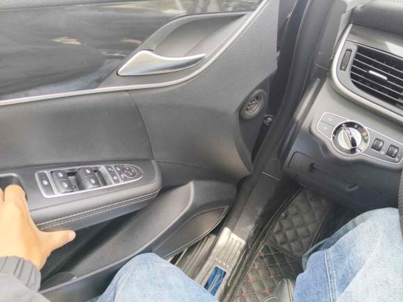 [广州·粤E] 二手比亚迪宋MAX2017款 1.5T 自动智联精英型 7座