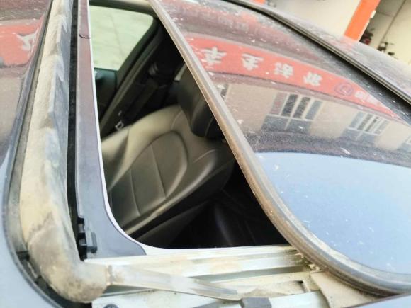 [常州·苏D] 二手奔驰奔驰C级2015款 C 180 L 运动型