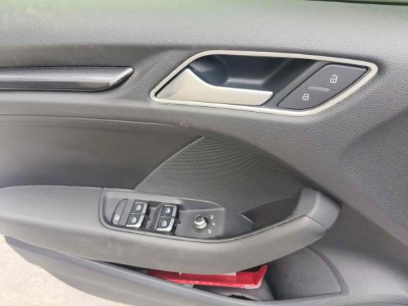 [金华·浙G] 二手奥迪奥迪A32017款 Limousine 35 TFSI 时尚型