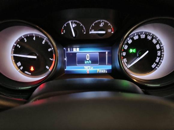 [无锡·苏B] 二手别克威朗2018款 三厢 15S 自动领先型