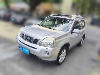 日产奇骏2010款 2.5L CVT旗舰版 4WD