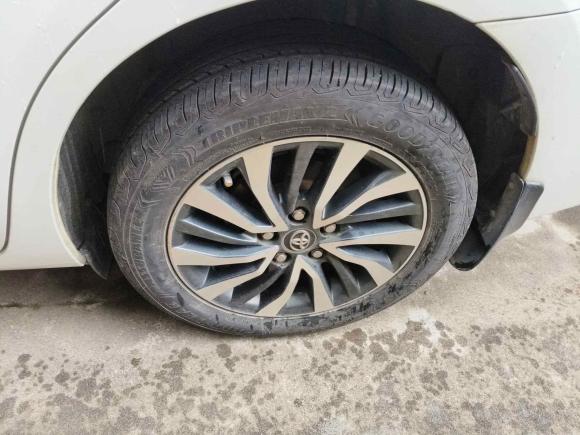 [南昌·赣A] 二手丰田卡罗拉2017款 改款双擎 1.8L E-CVT领先版