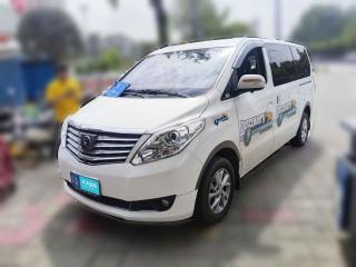 东风风行菱智PLUS2022款 旅行版 2.0L 手动豪华型 7座