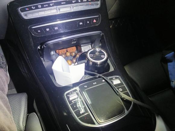 [上海·沪A] 二手奔驰奔驰EQC2020款 EQC 350 4MATIC