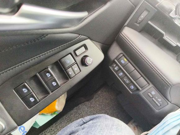 [苏州·苏U] 二手丰田亚洲龙2023款 双擎 2.5L 豪华版