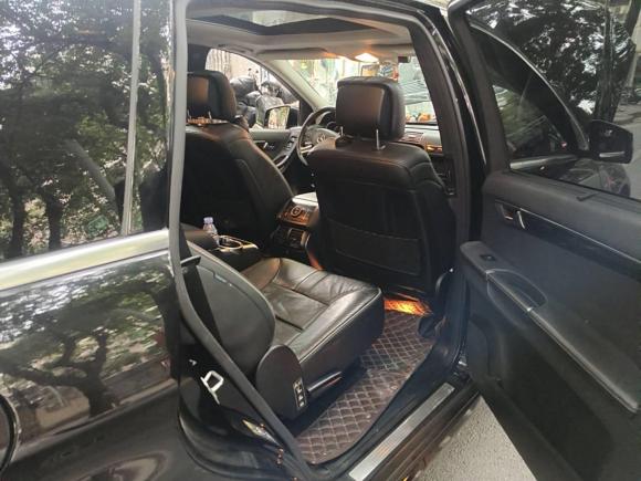 [广州·粤A] 二手奔驰奔驰R级2017款 R 320 4MATIC 豪华型臻藏版