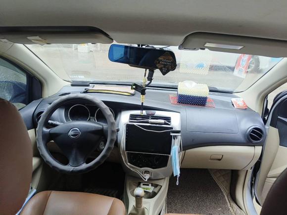 [无锡·苏B] 二手日产骊威2015款 1.6XE 手动舒适版