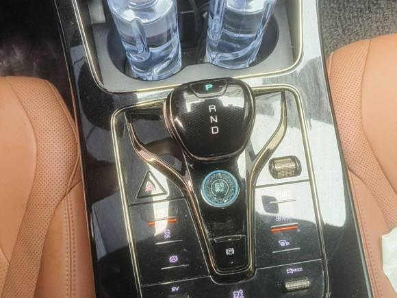 [上海·沪A] 二手比亚迪汉2022款 DM-i 121KM 尊荣型