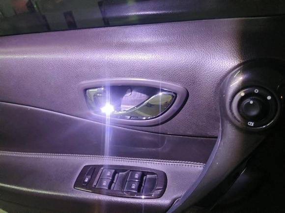 [杭州·浙A] 二手雷诺科雷傲2014款 改款 2.5L 两驱舒适版