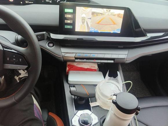 [合肥·皖A] 二手长安长安UNI-V2023款 1.5T 尊享型