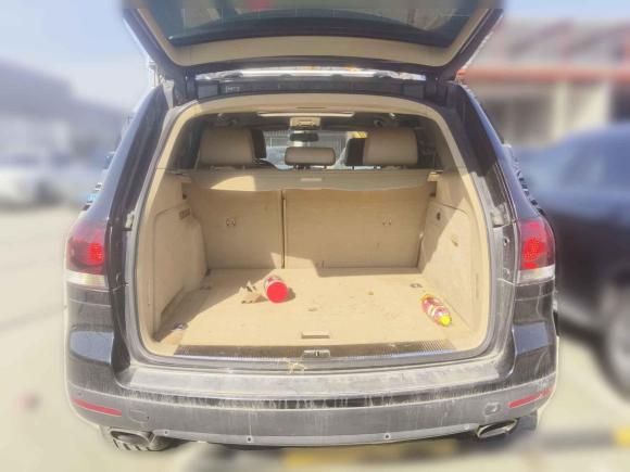 [上海·沪C] 二手大众途锐2007款 4.2L 标准型