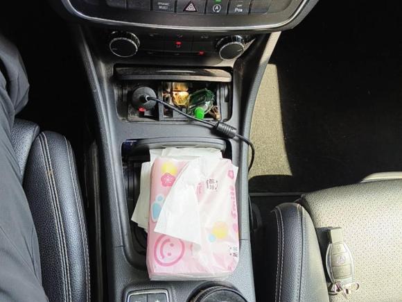 [上海·沪A] 二手奔驰奔驰GLA2016款 GLA 200 动感型