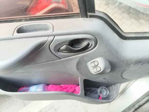 [义乌·浙G] 二手福特新世代全顺2016款 2.2T长轴6/7座中顶多功能车