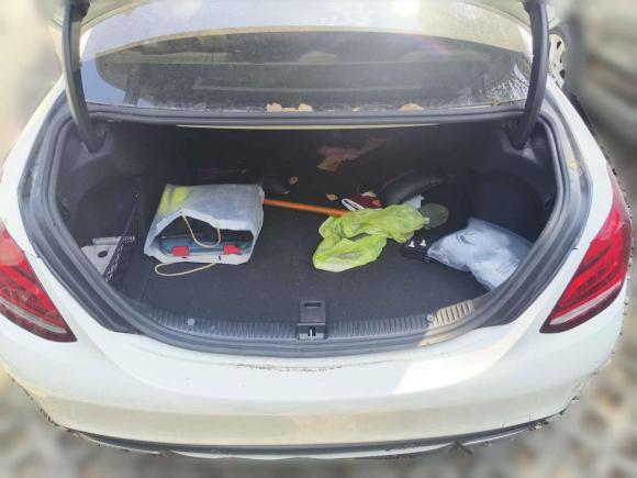 [上海·沪A] 二手奔驰奔驰C级2018款 C 180 L 时尚型运动版