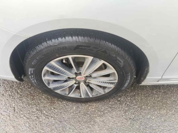 [上海·沪A] 二手荣威荣威Ei52018款 互联网旗舰版