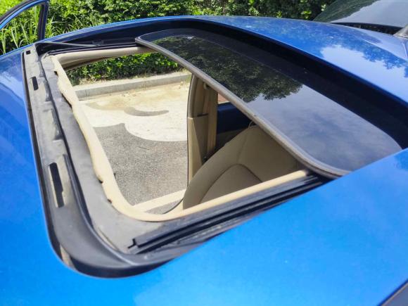 [常州·苏D] 二手大众甲壳虫2006款 2.0 豪华版