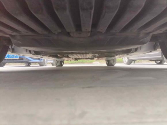 [南通·苏F] 二手奔驰奔驰C级2019款 C 180 L 时尚型运动版