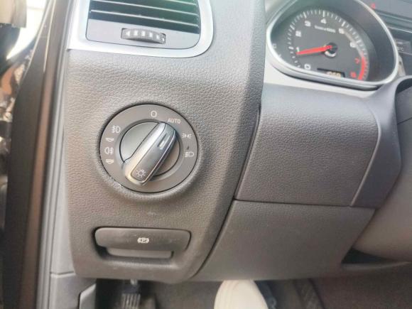 [深圳·粤B] 二手奥迪奥迪Q72015款 40 TFSI 典藏型