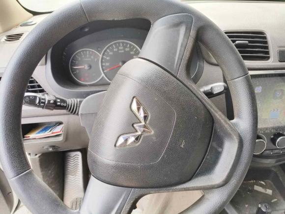 [上海·苏J] 二手五菱汽车五菱宏光2016款 1.5L 改款S舒适型