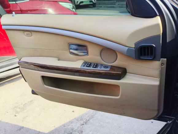 [青岛·鲁U] 二手宝马宝马7系2005款 740Li