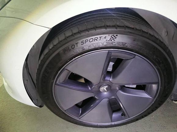 [成都·川A] 二手特斯拉Model 32022款 后轮驱动版