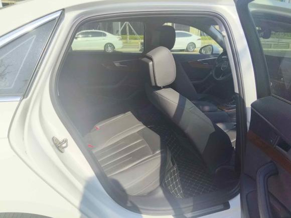 [深圳·粤P] 二手奥迪奥迪A4L2020款 40 TFSI 豪华致雅型