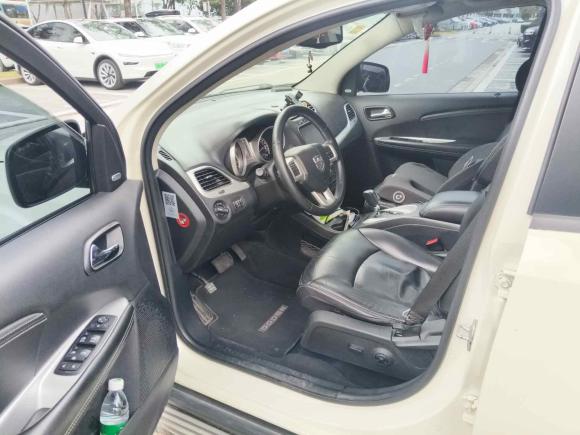 [上海·沪B] 二手道奇酷威2013款 2.4L 两驱尊尚版