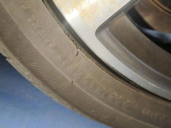 [青岛·鲁B] 二手奔驰奔驰C级2017款 C 200 L 运动版