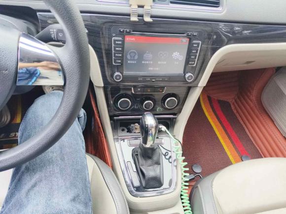 [南京·苏A] 二手大众朗行2013款 1.6L 自动舒适型