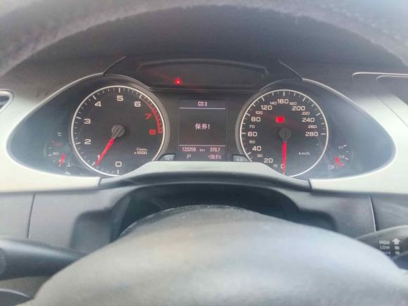 [杭州·浙A] 二手奥迪奥迪A4L2010款 2.0 TFSI 运动型