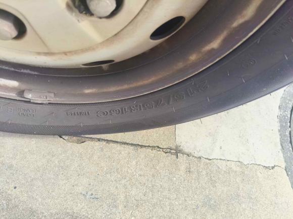 [宁波·浙B] 二手福田图雅诺2022款 2.0T手动都市版多功能短轴中顶后单胎5/6/9座4F20TC3