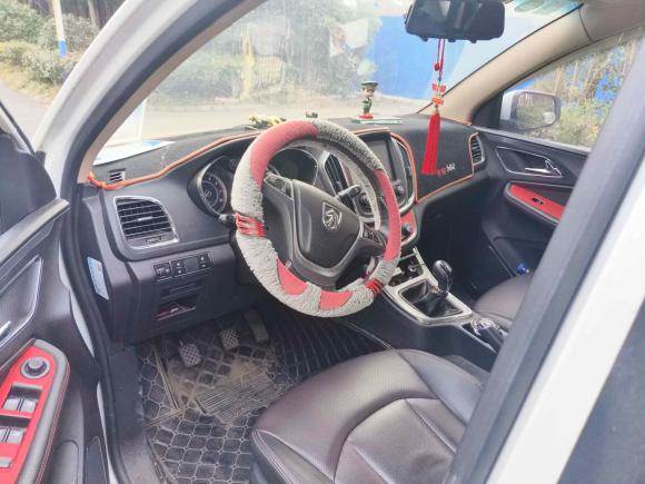 [南通·苏F] 二手宝骏宝骏5602015款 1.8L 手动豪华型