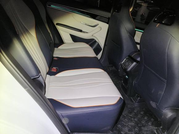 [武汉·鄂A] 二手比亚迪宋PLUS新能源2023款 冠军版 EV 520KM 尊贵型