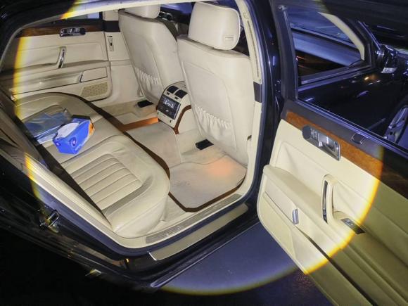 [上海·沪J] 二手大众辉腾2009款 3.6L V6 5座加长舒适版
